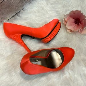 🍂 RACHEL ROY Satin Neon Orange Platform Heels 🍂